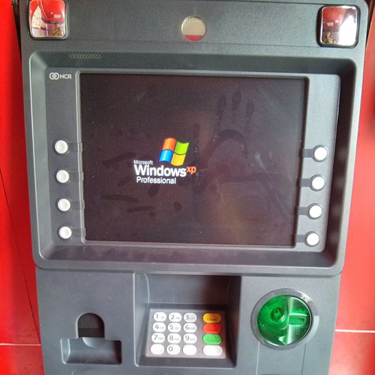 Windows XPになってしまったATM